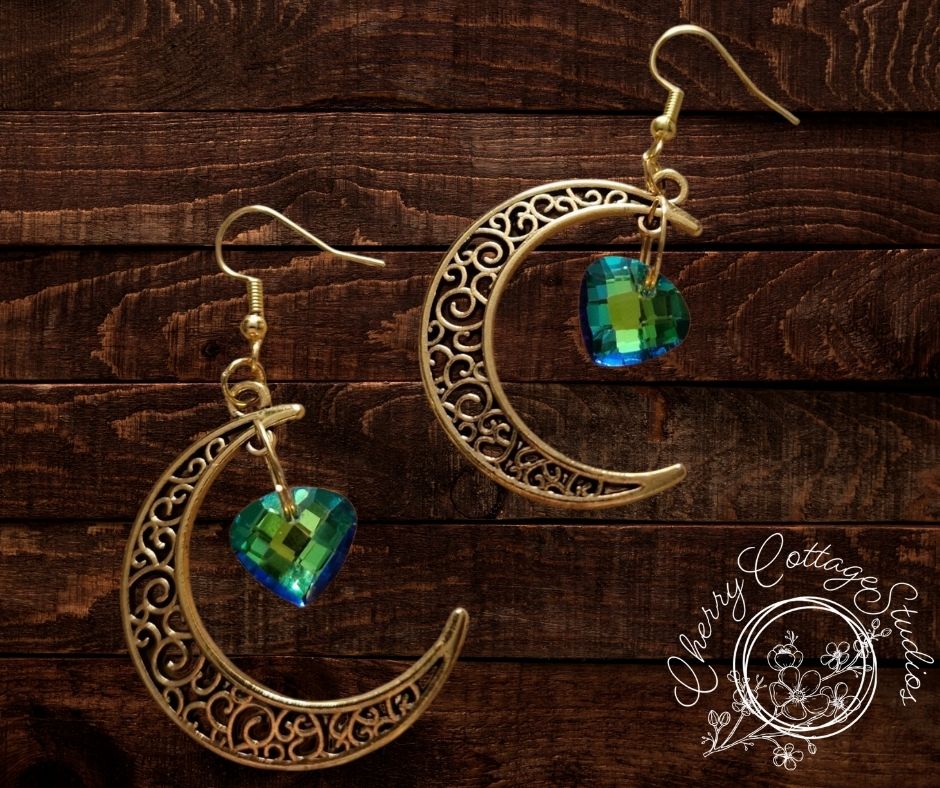 Forest Lake - Crescent Heart - Gemstone Dangle Earrings