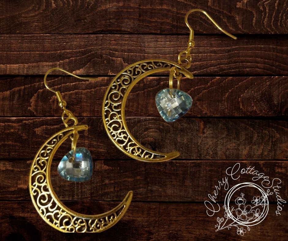 Aqua - Crescent Heart - Gemstone Dangle Earrings