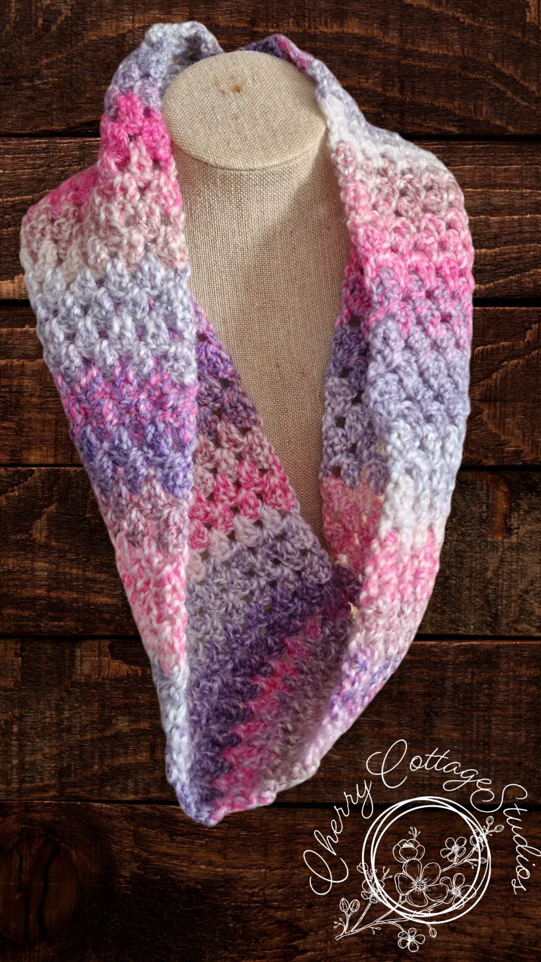Cupcakes - Crochet Infinity Scarf