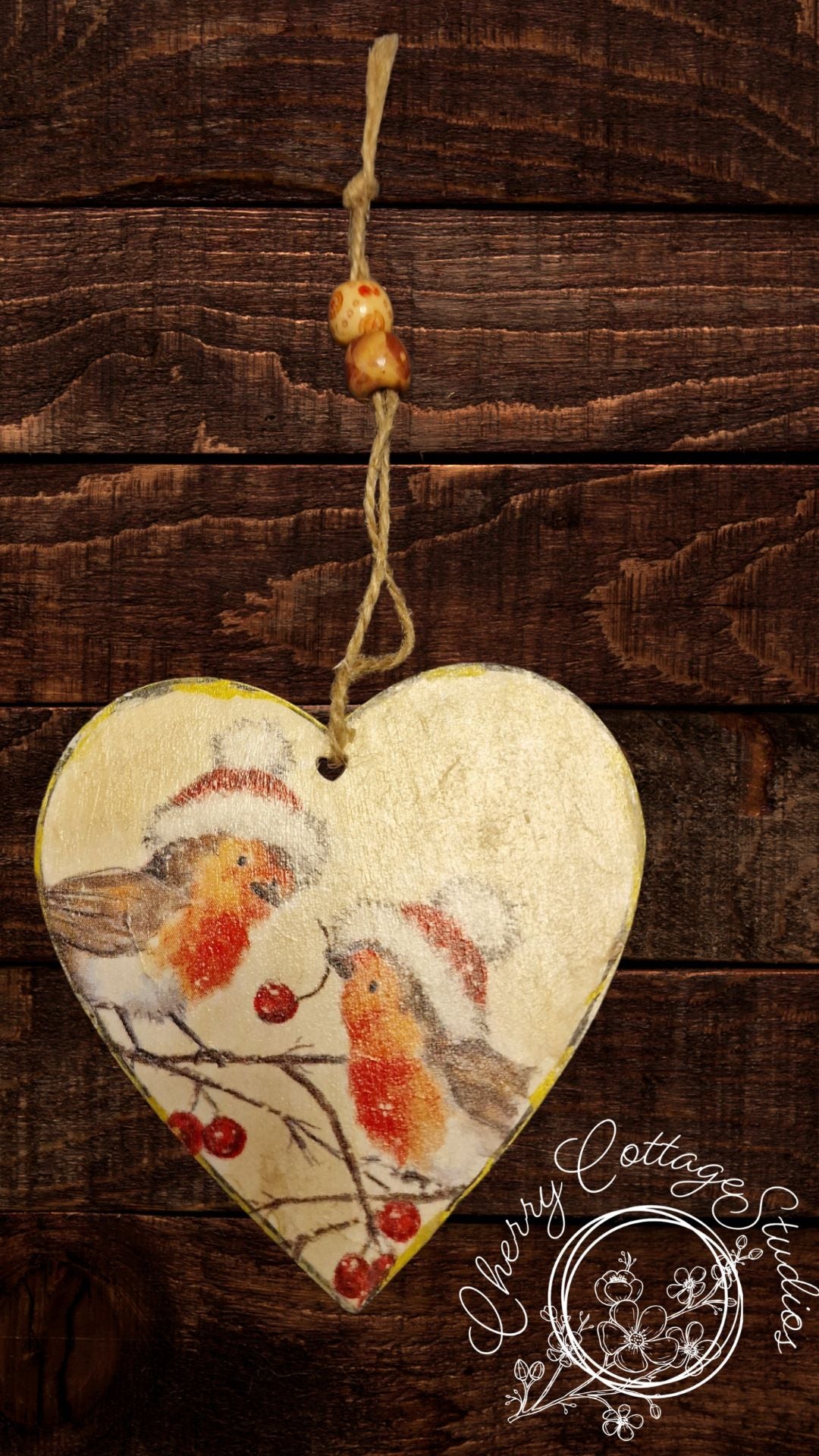 Wooden Robins And Winter Berries Hanging Christmas Decoration Ornament