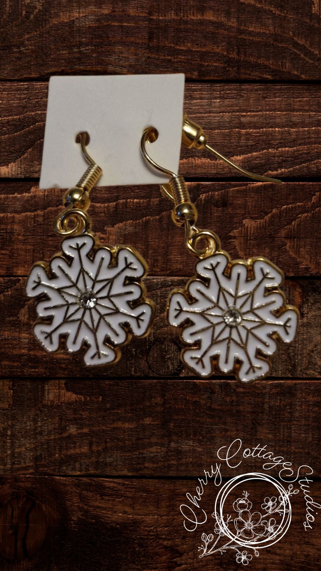 Snowing In December - Christmas Dangle Earrings