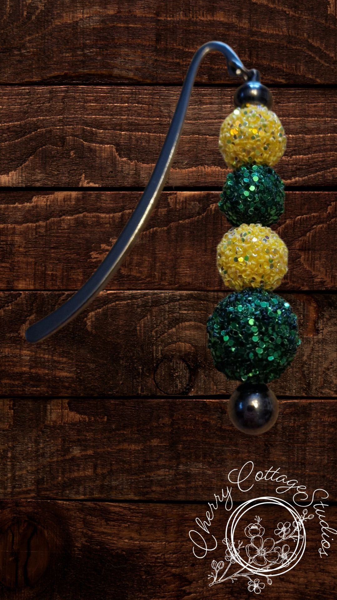 Glitter Pineapple - Metal Beaded Bookmark